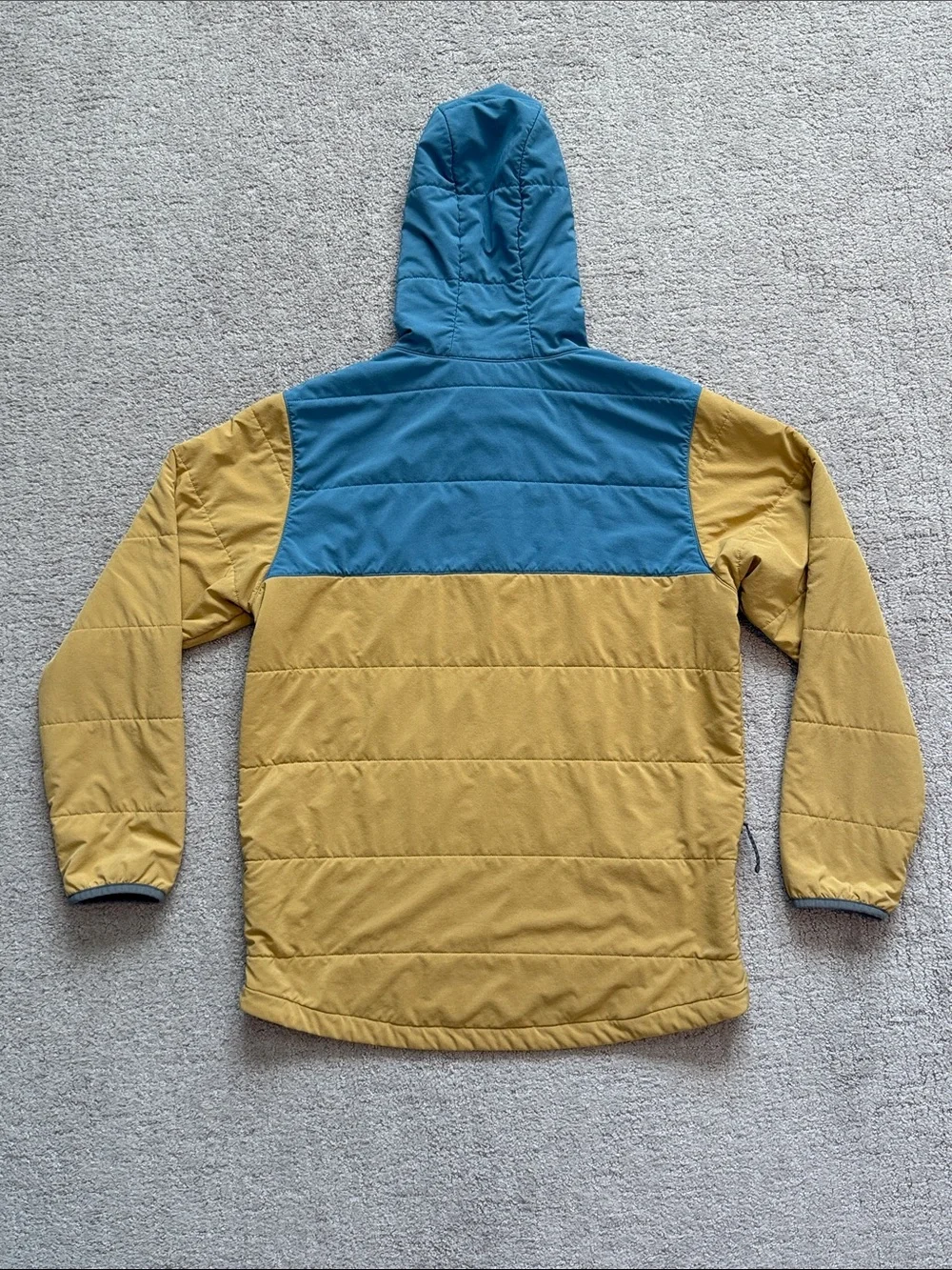 Patagonia Men’s Pack In Pullover Hoody - Picture 6 of 6